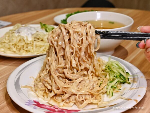 ▲▼崇文嘉義涼麵台中美村店。（圖／糖糖`s 享食生活授權提供）
