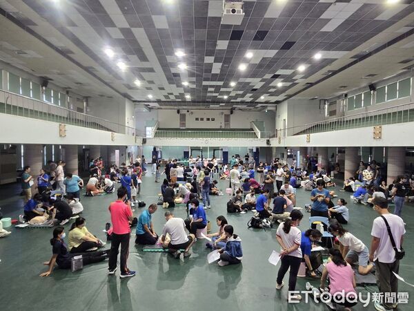 ▲台南市教育局今年暑假辦理32梯次教職員工急救教育研習，預計培訓6400人，提升校園緊急應變能力。（記者林東良翻攝，下同）