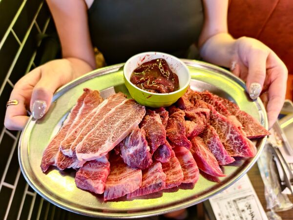 ▲▼肉屋橫丁。（圖／混血珊莎的奇幻旅程授權提供）