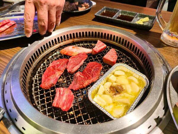 ▲▼肉屋橫丁。（圖／混血珊莎的奇幻旅程授權提供）
