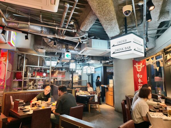 ▲▼肉屋橫丁。（圖／混血珊莎的奇幻旅程授權提供）