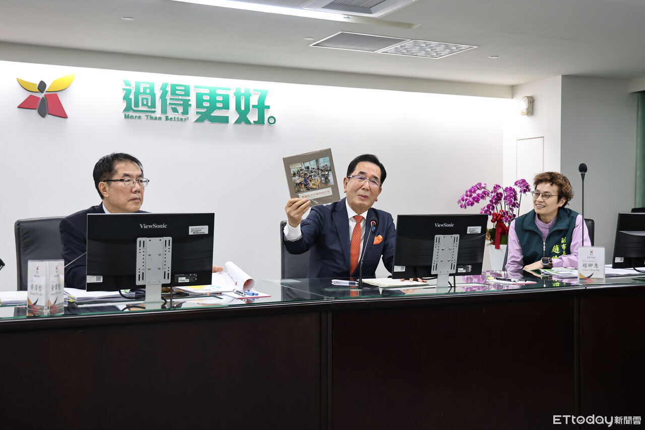 台南愛文芒果香飄日本校園 學童手繪感謝畫冊萌翻黃偉哲 | ETtoday地方新聞 | ETtoday新聞雲