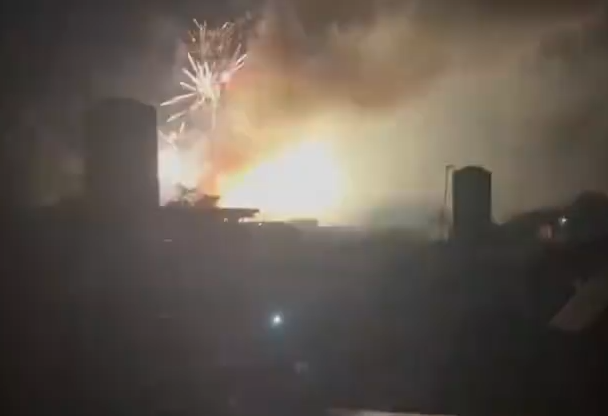 ▲▼福建一煙火廠爆炸。（圖／翻攝自微博）