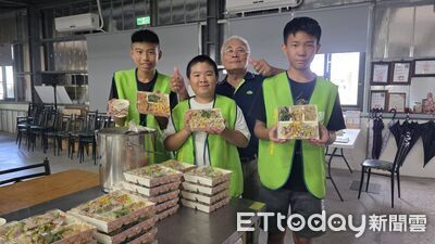 全台最狂長照餐!桃園學子跨百里當志工 好吃到鄰居也搶訂