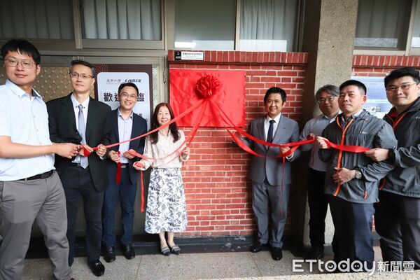 ▲逢甲大學長期深化產學合作，攜手半導體設備廠商共同研發，並培育具備實作能力的半導體人才。（圖／記者游瓊華翻攝）