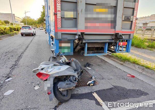 ▲▼快訊／台中33歲男騎士撞擊違停大貨車　搶救不治身亡。（圖／民眾提供）