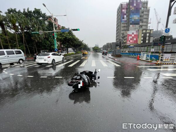▲▼             藝人小甜甜（張可昀）去年5月開車左轉時與機車發生碰撞，士林地檢署偵結依過失傷害罪起訴。（圖／記者張君豪翻攝，下同）