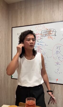 鄔馨茹回應玄濟宮拆除問題。（翻攝台東玄濟宮直播）