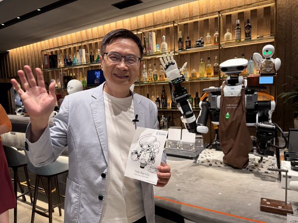 ▲黃志芳親訪紅谝全球的Avatar的咖啡店。（圖／貿協提供）