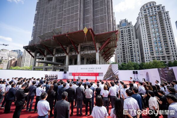 ▲▼ 隈研吾,聯聚建設,台中豪辦,負建築,上梁典禮            。（圖／記者陳筱惠攝）