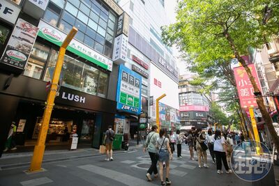 西門町「1顆芒果860元」嚇跑韓國人　品種曝光！一票人傻眼