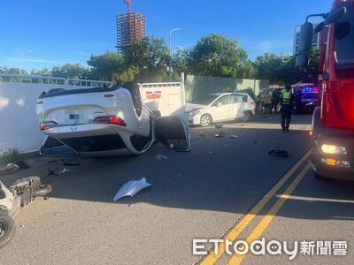 快訊/台中嚴重車禍!騎士遭壓翻覆轎車下 重傷搶救中