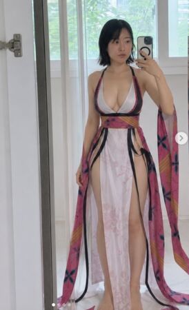 ▲李世英時常在社群曬出Cosplay照。（圖／翻攝自IG）