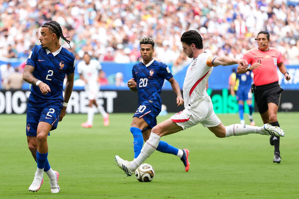 ▲萊斯（Declan Rice）開賽3分鐘就舉腳破門，幫助英格蘭取得1比0領先。（圖／達志影像／美聯社）