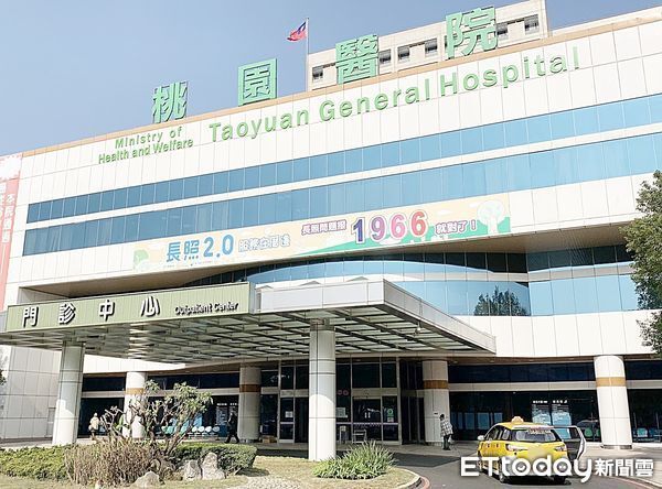 桃園法院旁工地傳工安意外!工人3樓鷹架摔落 骨折送醫急救 | ETtoday社會新聞 | ETtoday新聞雲
