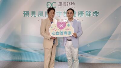 黑嘉嘉喊他「叔叔」竟被誤會26年! 江宏恩親揭兩人真實關係