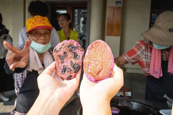 ▲▼草屯李蘇古早味紅薯餅。（圖／美熊很愛吃授權提供）