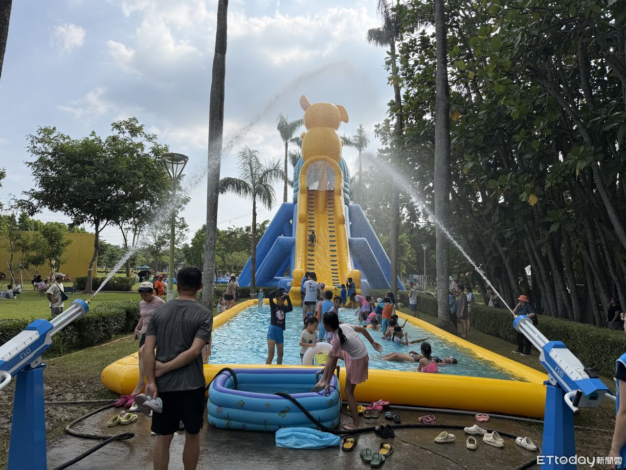 百米滑水道回歸再加碼!台南水道博物館夏浪祭 新增20公尺戲水樂園 | ETtoday地方新聞 | ETtoday新聞雲