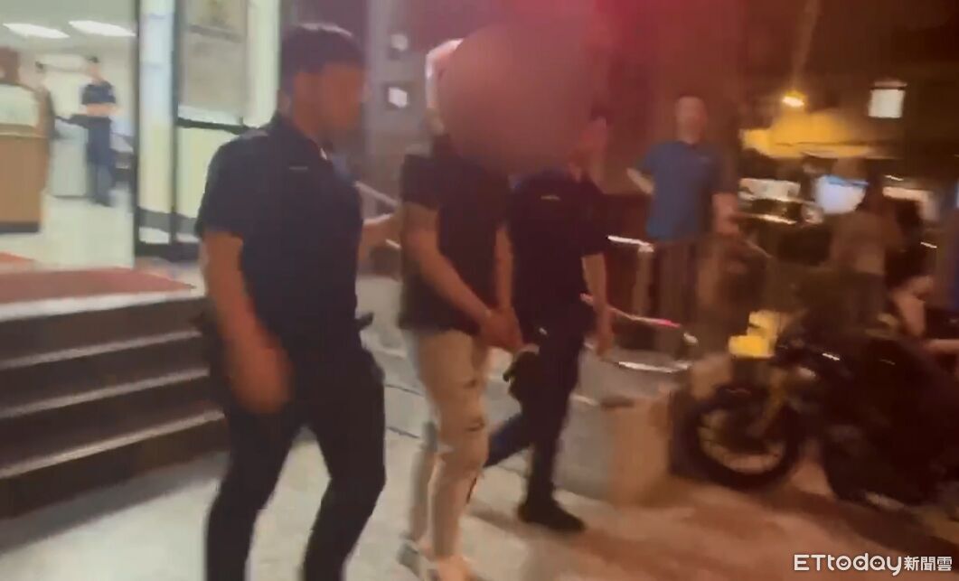 黑幫內鬥!弘仁、明仁會分贓不均 無視警盯場「當面扔土製炸彈」 | ETtoday社會新聞 | ETtoday新聞雲