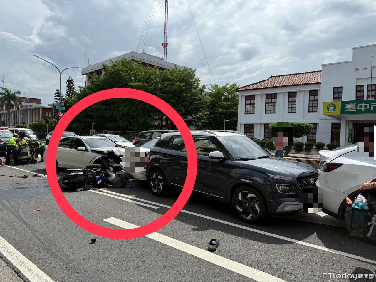 毒駕奪命!台中7車連環撞釀1死3傷 肇事賓士女4種毒品陽性反應 | ETtoday社會新聞 | ETtoday新聞雲