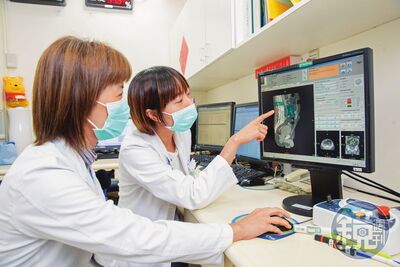 大病來襲怎麼防 專家點名買「4張傷病險」最乾脆