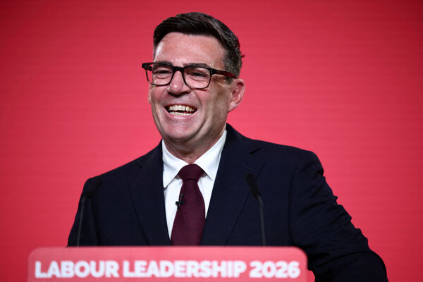 ▲▼英國工黨新任黨魁柏南（Andy Burnham）將接任首相。（圖／路透）