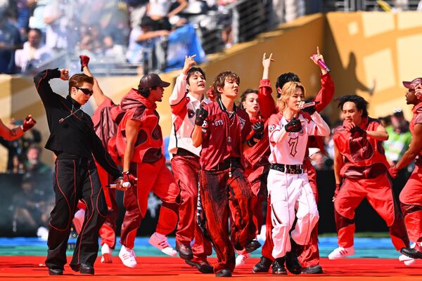▲瑪丹娜（Madonna）、夏奇拉（Shakira）、小賈斯汀（Justin Bieber）與BTS。（圖／達志影像／美聯社）
