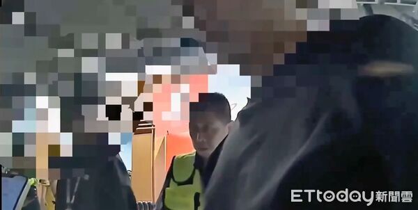 [新聞] 男女大巨蛋看球爆衝突　女爪迷柔道摔技開 - 八卦 - PTT.BEST 批踢踢爆文 2