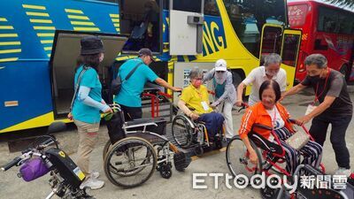70名身障友暢遊台南!屏東救國團攜手蔣月惠 無礙旅行傳遞愛