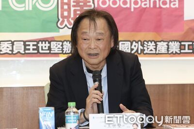王世堅盼藍小雞停止絕食：有決心會更決絕　但年輕人應愛惜生命