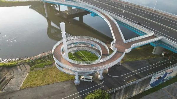 ▲▼「民權大橋景觀橋」今（20日）啟用。（圖／北市新工處提供）