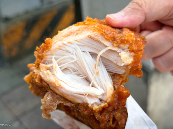 ▲▼天使雞排-樂華店。（圖／VIVIYU小世界授權提供）