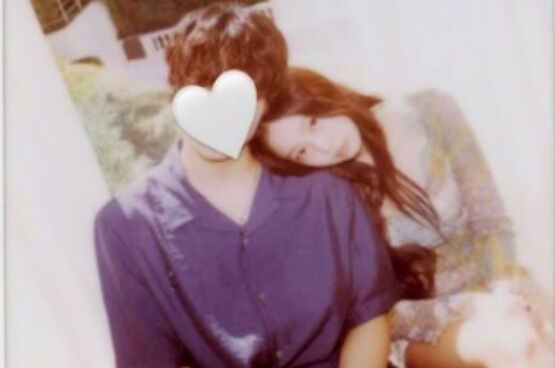 ▲▼Jennie限動突曬「緊貼神祕男」親密照。（圖／翻攝自IG）