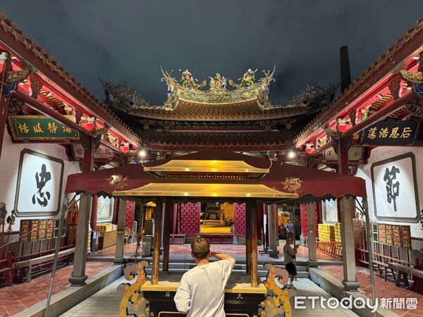 ▲台南市推動城市光環境改造，以精準配光呈現古蹟及歷史建築夜間風貌。（記者林東良翻攝，下同）