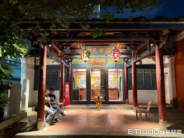 ▲台南市推動城市光環境改造，以精準配光呈現古蹟及歷史建築夜間風貌。（記者林東良翻攝，下同）