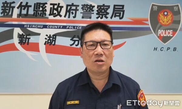 ▲湖口派出所所長、2警涉洩密，新湖分局副分局長陳伍龍說明案情。（圖／記者楊永盛翻攝）