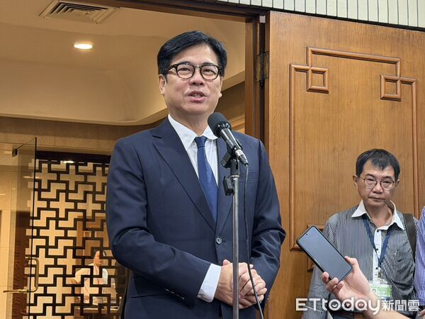 ▲▼高雄市長陳其邁受訪。（圖／記者陳家祥攝）