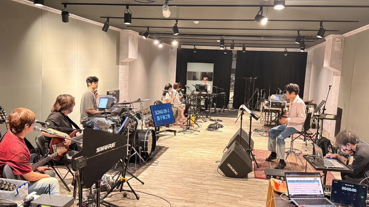 ▲▼  洪榮宏演唱會彩排 。（圖／阿爾發音樂提供）