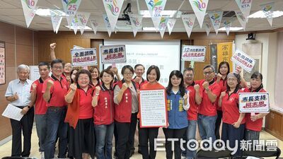 教師工會表態力挺!柯志恩加碼4承諾 籲陳其邁提早落實