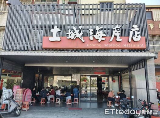 ▲位於台南漁光島的「予島 YuDao」，一舉獲得米其林一星、綠星及年度開業大獎3項殊榮。（記者林東良翻攝，下同）
