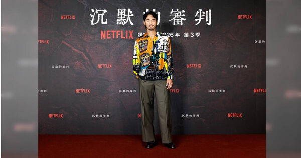 阮經天近期造型都走粗獷頹廢路線。（圖／Netflix提供）