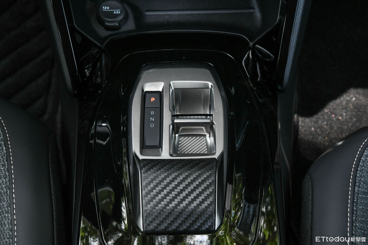 ▲Peugeot 208重回台灣市場！不僅省油、省稅金，顏值、樂趣更是獨特的存在。（圖／記者徐煜展攝）