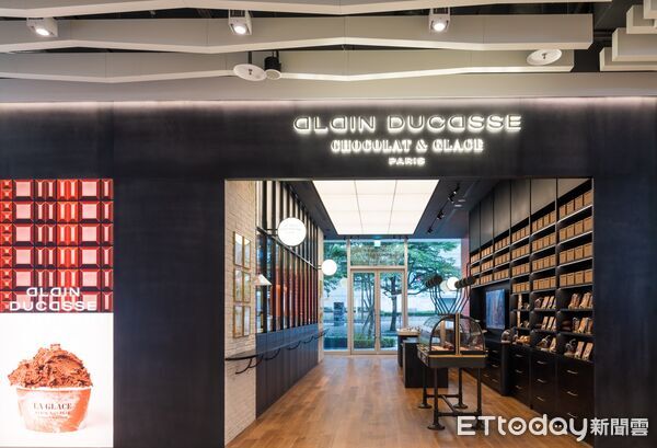▲全球首間Alain Ducasse巧克力冰淇淋雙品牌店　明天在台試營運。（圖／業者提供）