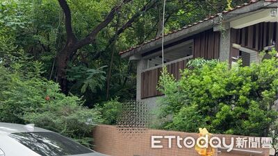 快訊/高雄知名廟宇公廁驚見男屍!吐白沫倒門口 路人嚇壞報警