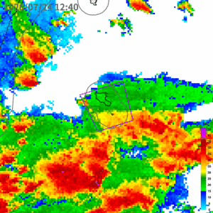 快訊／國家警報響！大雷雨襲台東　持續1小時