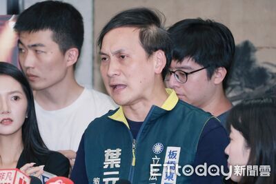 教師遭生刺傷恐失明　葉元之轟「人本」講屁話：要不要自己教教看