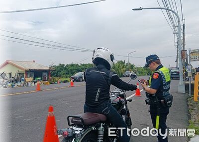 台南善化警公布交通違規TOP 6! 「沒打方向燈」2950件奪冠