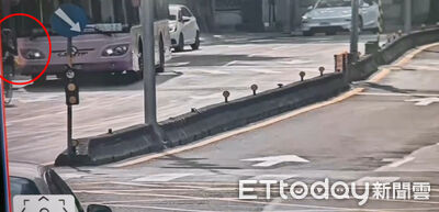 下車繞車頭橫越馬路...北市婦人遭公車撞倒輾斃！驚悚畫面曝
