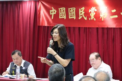 藍從羊群變獅群 鄭麗文嗆綠:每天放話柯文哲說什麼想挑撥離間