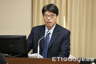 轟小貓熊見面會配合「統戰」　邱垂正：為何日本小貓熊不辦？